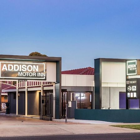 Addison Motor Inn Шепъртън Екстериор снимка