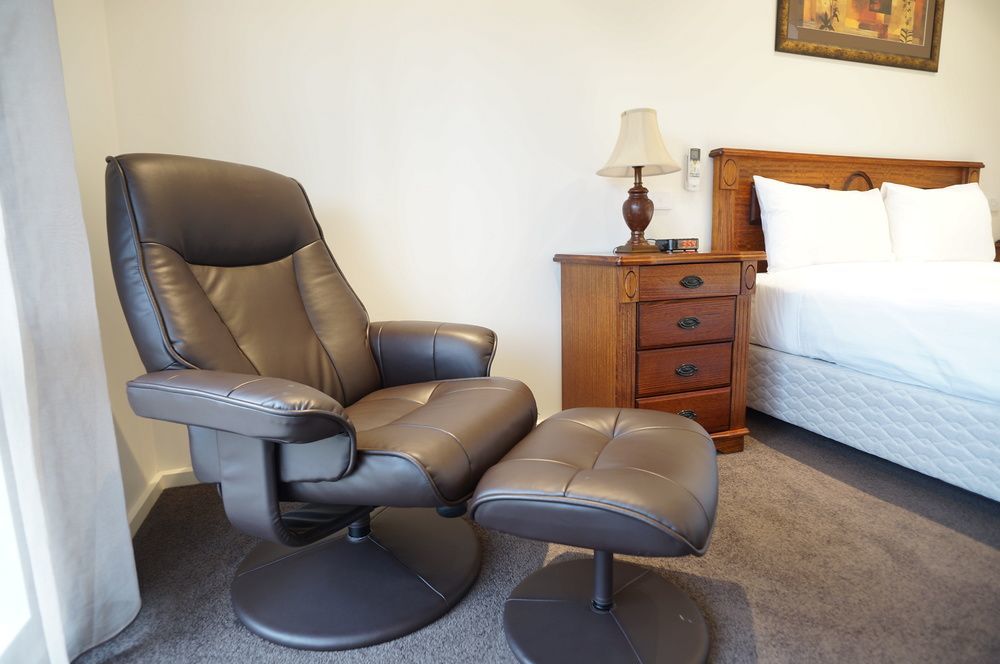 Addison Motor Inn Шепъртън Екстериор снимка